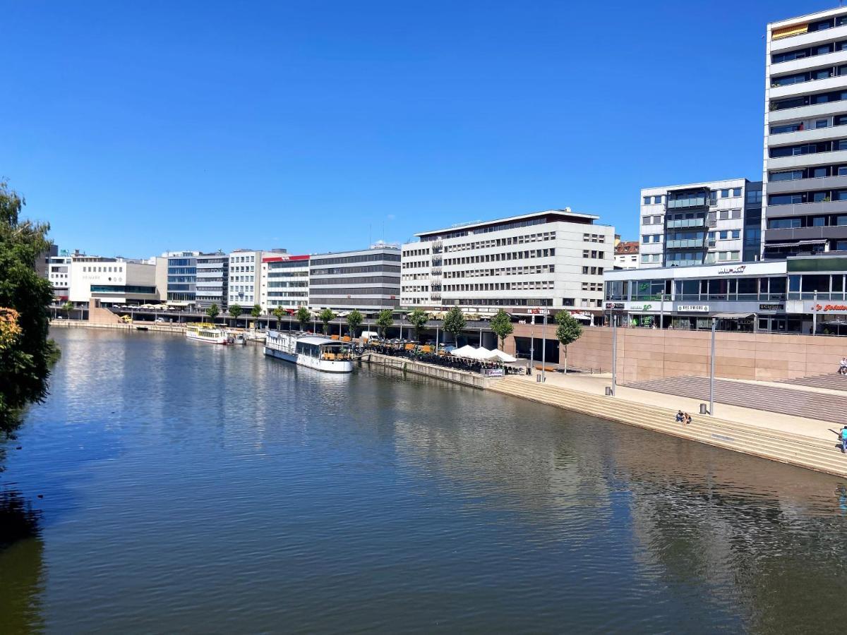 Hotel Stadt Hamburg Am Fluss Saarbrucken Bagian luar foto