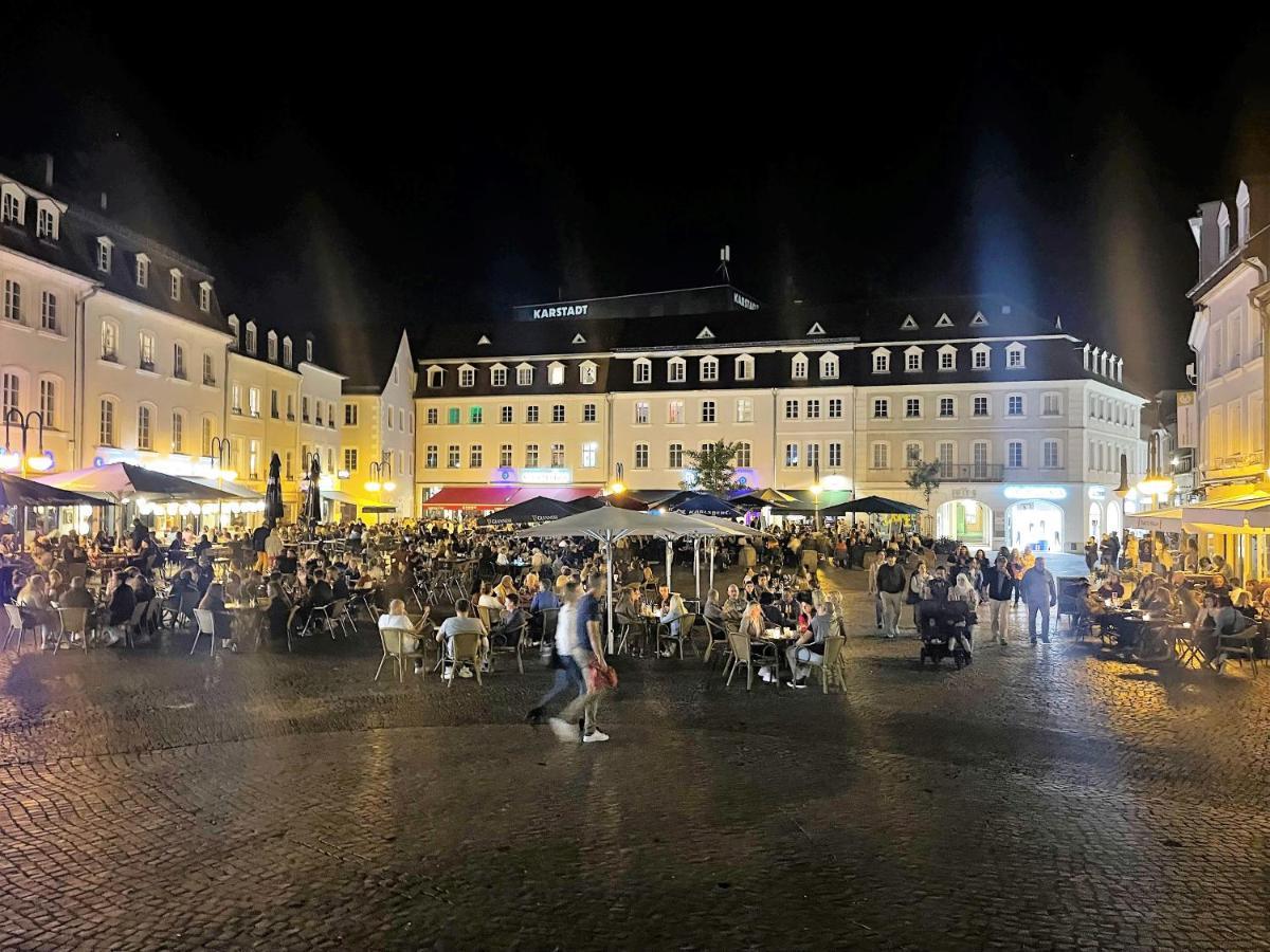 Hotel Stadt Hamburg Am Fluss Saarbrucken Bagian luar foto
